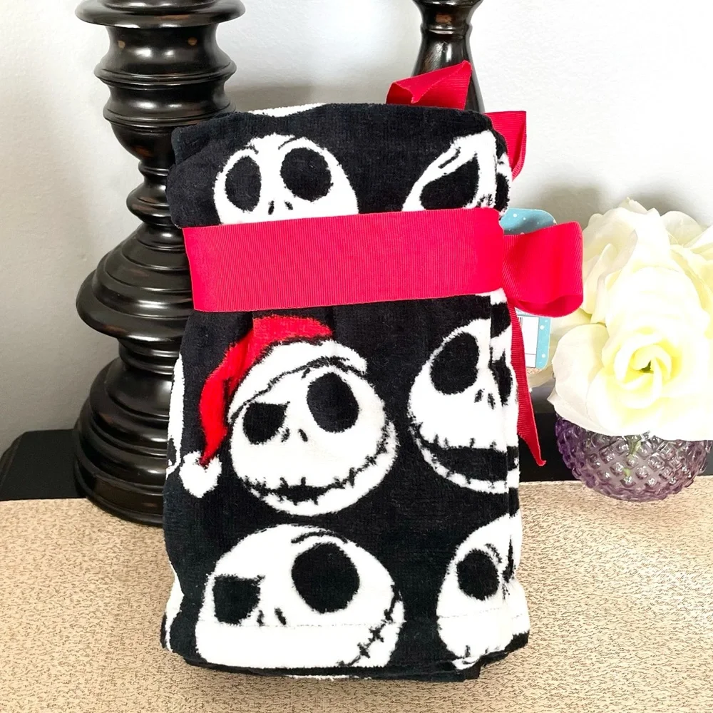 New Set of 2 The Nightmare Before Christmas Santa Jack Skellington Hand Towels